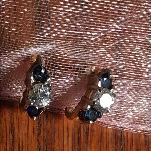 Beautiful 10k gold and sapphire earrings!